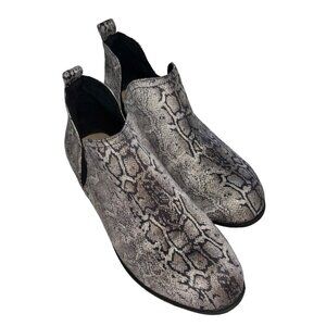 Natural Reflections Snake Print Soft Ankle Booties Size 8 Comfortable Low Heel S